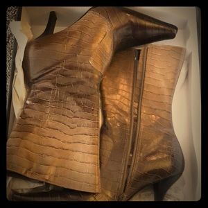 Kenneth Cole Ladies Boots